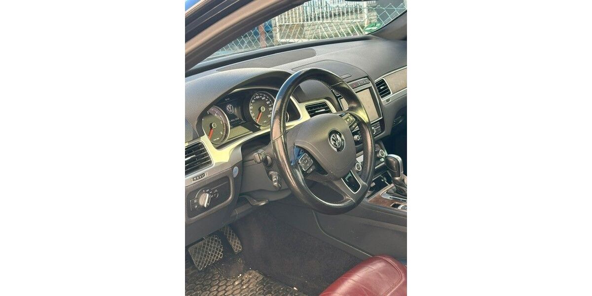 VW Touareg 151.000 km 21.900 &euro; Rosbach 61191