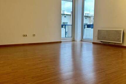 Wohnung Frankfurt Niederrad - 2 Zimmer, 50 m&sup2;, 1.100&euro; | Angebot:26032495