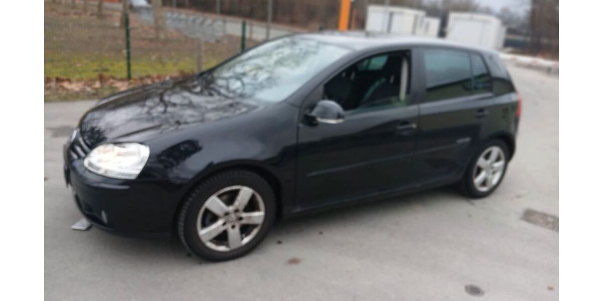 VW Golf 190.000 km 2.450 &euro; Frankfurt 60316