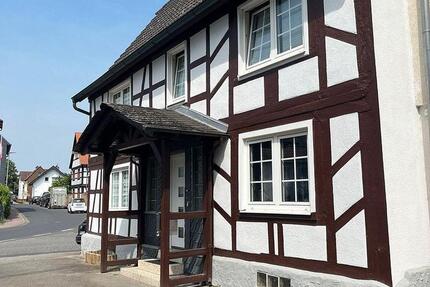 Haus Bruchköbel - 7.5 Zimmer, 211 m&sup2;, 1.850&euro; | Angebot:27618239
