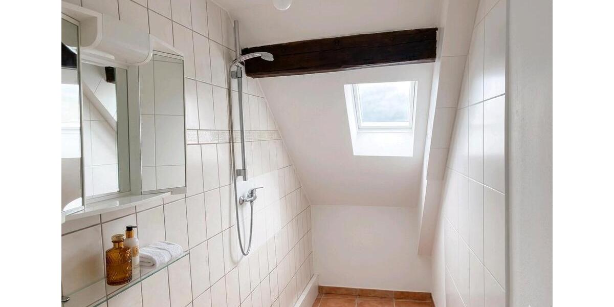 Dachgeschoßwohnung Friedberg (Hessen) - 3 Zimmer, 67 m&sup2;, 790&euro; | Angebot:25842035
