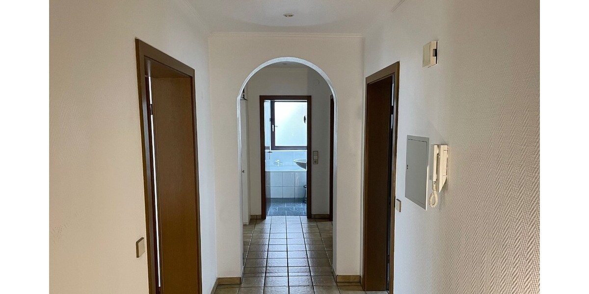 Offenbach-Bestlage: Großzügige 3-Zimmer Wohnung mit Terrasse und Garten! - Etagenwohnung Offenbach Buchrain | Angebot:23003557