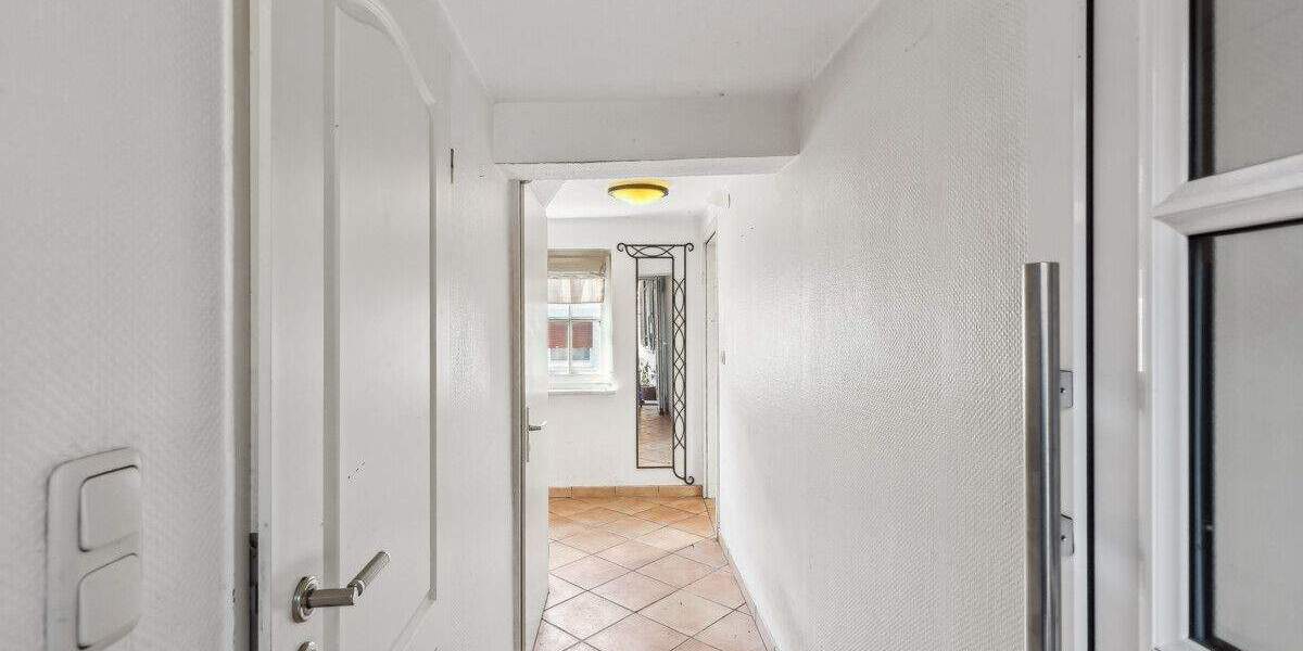 Einfamilienhaus Karben / Klein-Karben Klein-Karben - 6 Zimmer, 120 m&sup2;, 250.000&euro; | Angebot:25702318