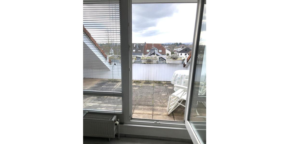 Dachgeschoßwohnung Eschborn - 2 Zimmer, 57 m&sup2;, 900&euro; | Angebot:25839091