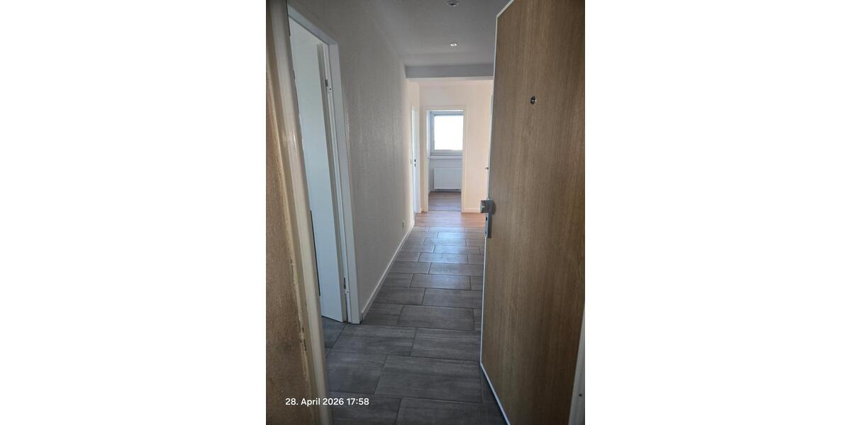 Etagenwohnung Offenbach am Main Hafen - 3 Zimmer, 75 m&sup2;, 1.200&euro; | Angebot:26482978