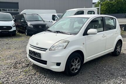 Daihatsu Sirion 157.000 km 2.300 &euro; Büdingen-Düdelsheim 63654