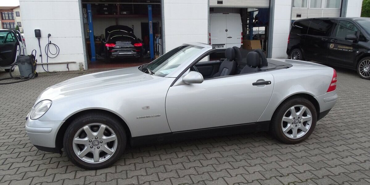 Mercedes-Benz SLK 230 sehr guter Zustand Automatik, Klima, Navig 96.902 km 7.900 &euro; Rodgau 63110