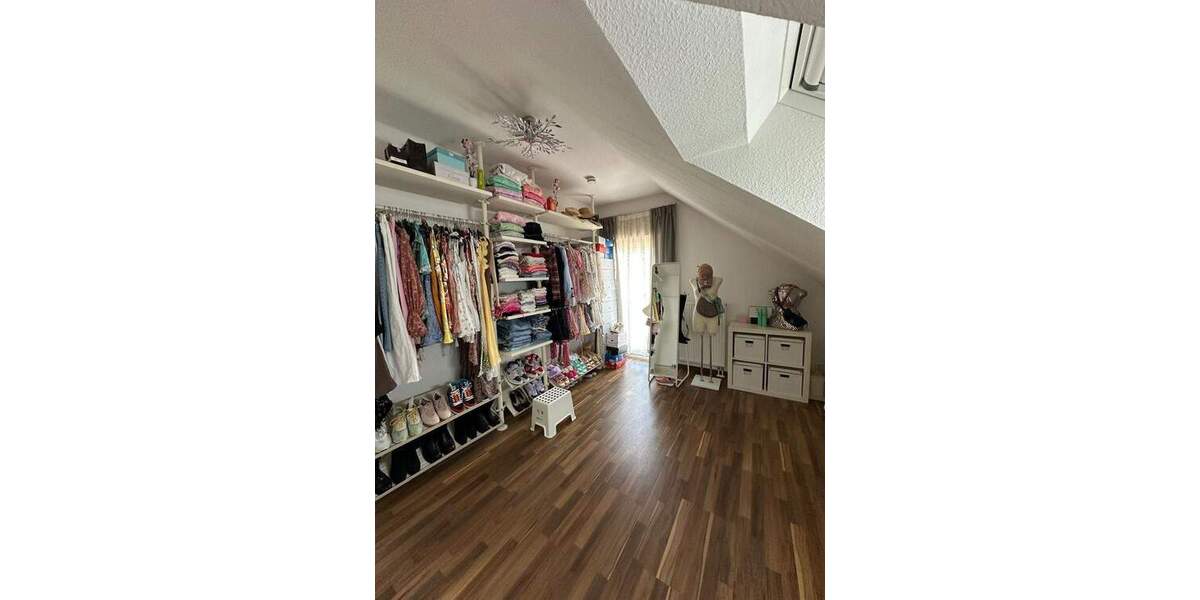 Einfamilienhaus Nidderau Eichen - 5 Zimmer, 180 m&sup2;, 599.000&euro; | Angebot:25733555