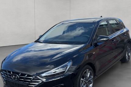 Hyundai i30 21.385 km 22.450 &euro; Frankfurt 60386