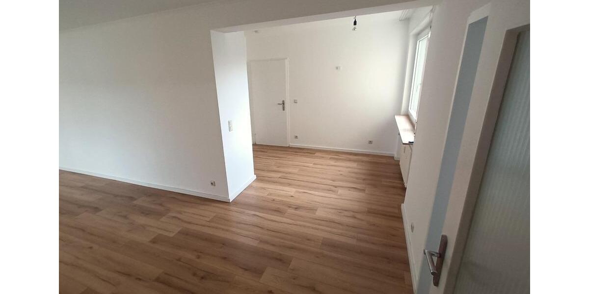 Etagenwohnung Oberursel (Taunus) - 3.5 Zimmer, 87 m&sup2;, 344.000&euro; | Angebot:26710617