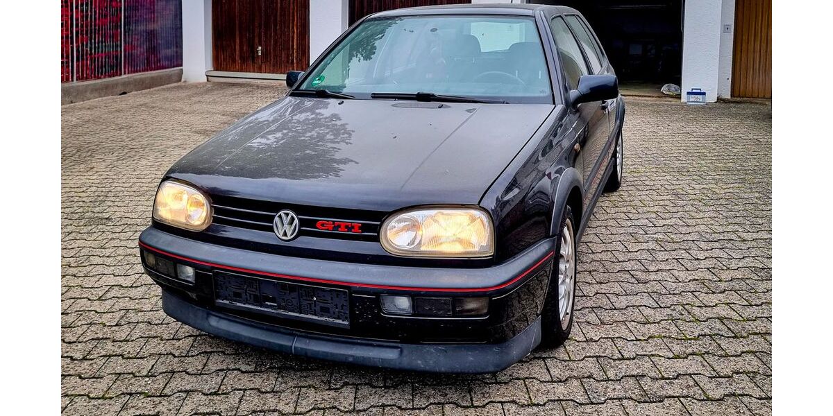 VW Golf 110.000 km 13.900 &euro; Dreieich 63303