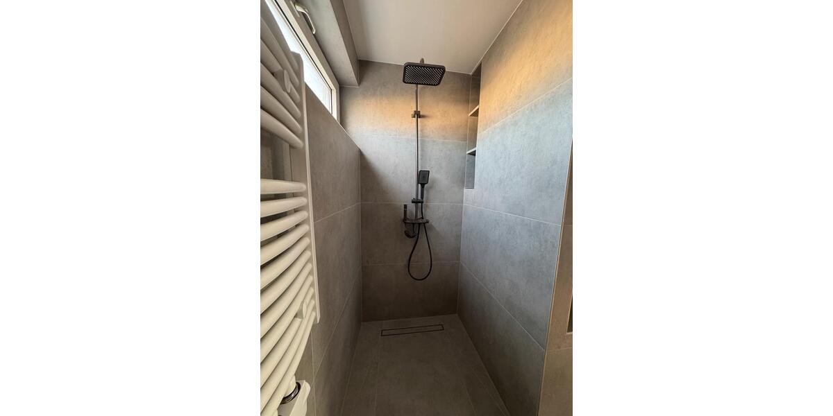 Reihenhaus Frankfurt am Main Mitte-West - 3 Zimmer, 82 m&sup2;, 1.600&euro; | Angebot:25514699