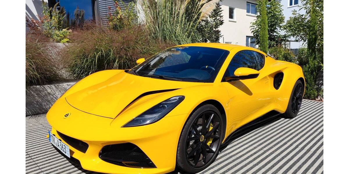 Lotus Emira 1.500 km 79.900 &euro; Bad Soden 65812