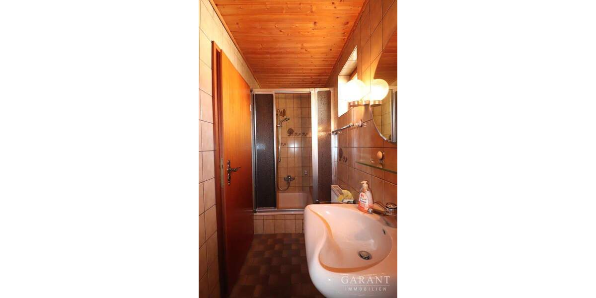 Bauernhaus, Landhaus Echzell Gettenau - 9 Zimmer, 171 m&sup2;, 350.000&euro; | Angebot:25772102