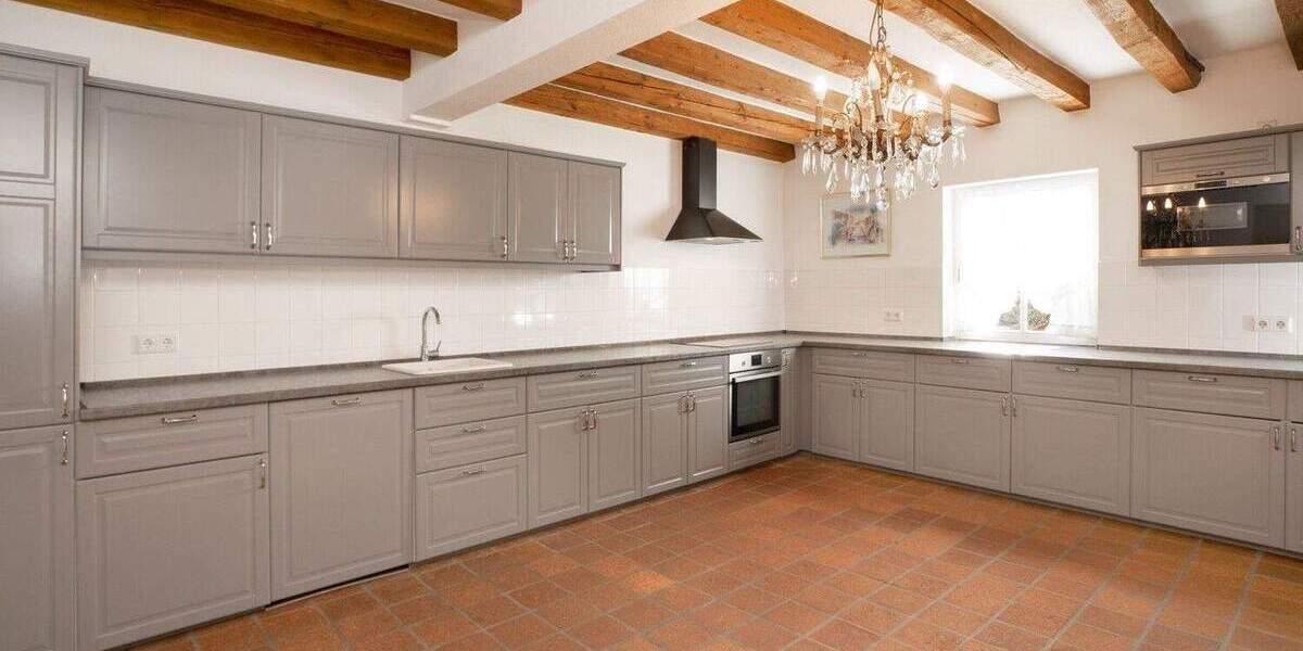 Einfamilienhaus Dietzenbach - 8 Zimmer, 404 m&sup2;, 1.100.000&euro; | Angebot:25689000