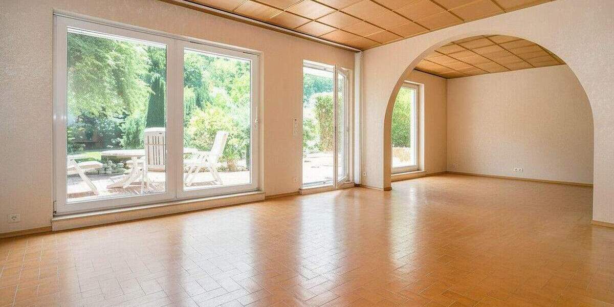 Einfamilienhaus Rödermark Ober-Roden - 7 Zimmer, 248 m&sup2;, 1.190.000&euro; | Angebot:25688990