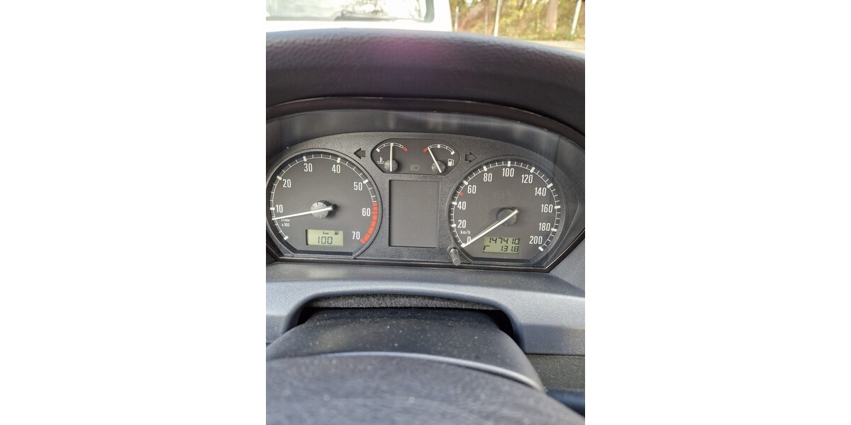 Skoda Fabia 14.800 km 2.300 &euro; Aschaffenburg 63701