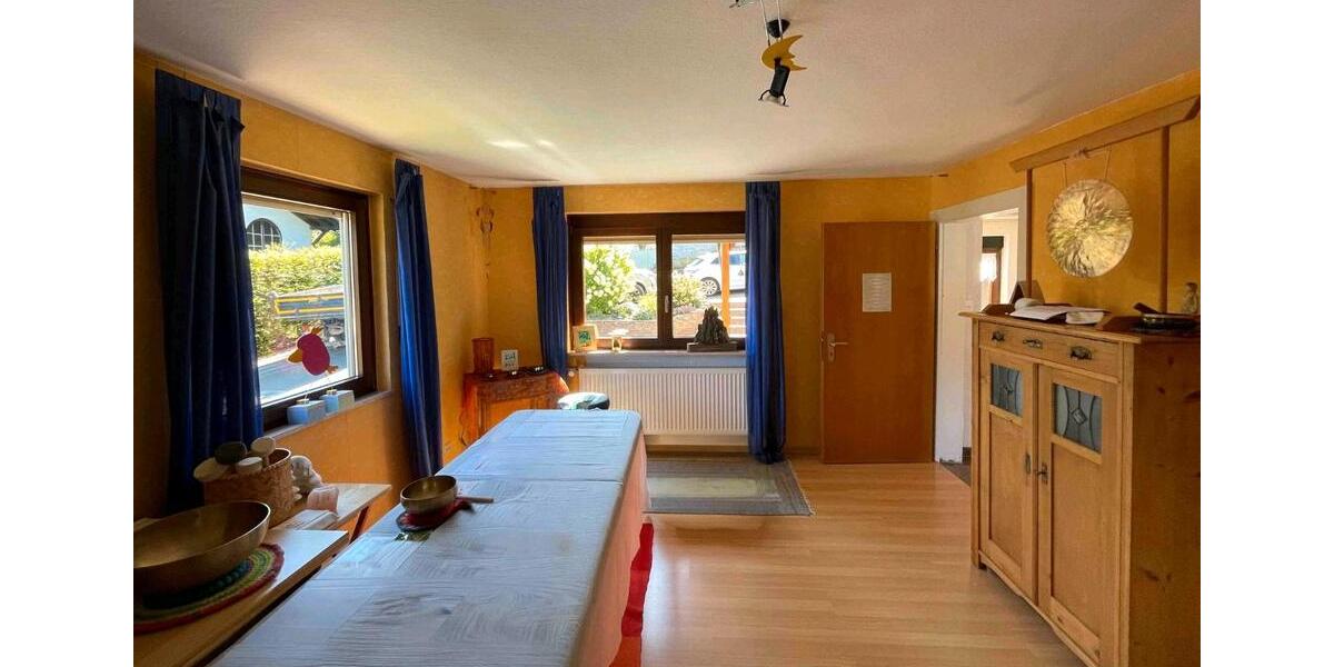 Mehrfamilienhaus, Wohnhaus Büdingen - 12 Zimmer, 286 m&sup2;, 399.000&euro; | Angebot:26777628
