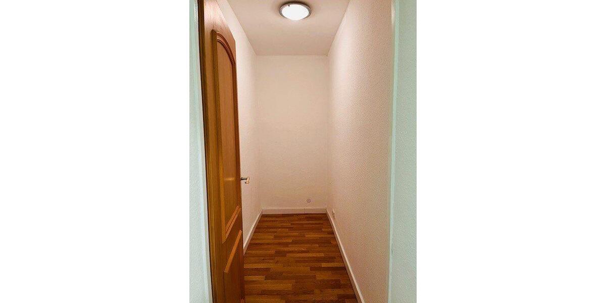 Etagenwohnung Bad Homburg vor der Höhe Gonzenheim - 4 Zimmer, 81 m&sup2;, 378.500&euro; | Angebot:26533773