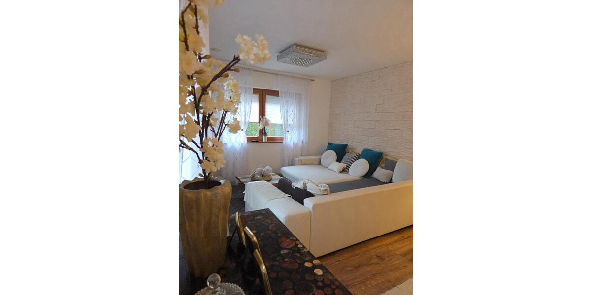 Einfamilienhaus Büdingen - 7 Zimmer, 163 m&sup2;, 650.000&euro; | Angebot:25900348