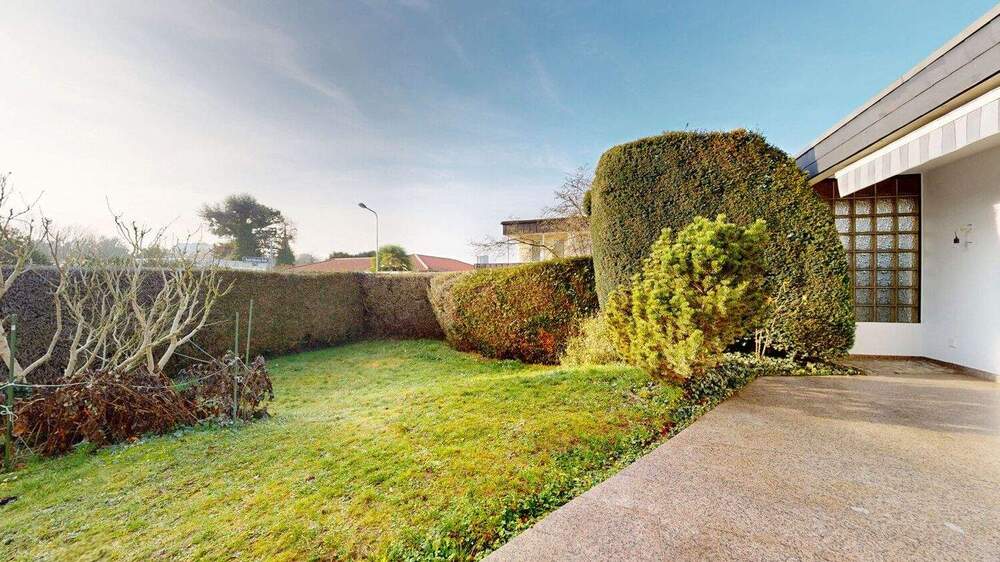 Einfamilienhaus Frankfurt am Main Niederursel - 3 Zimmer, 137 m&sup2;, 1.080.000&euro; | Angebot:25663791