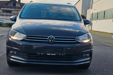 VW Touran 278.005 km 12.499 &euro; Dietzenbach 63128