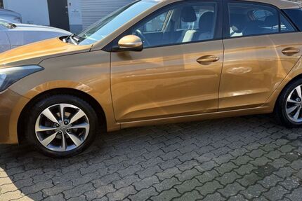 Hyundai i20 144.652 km 5.899 &euro; Hanau 63452