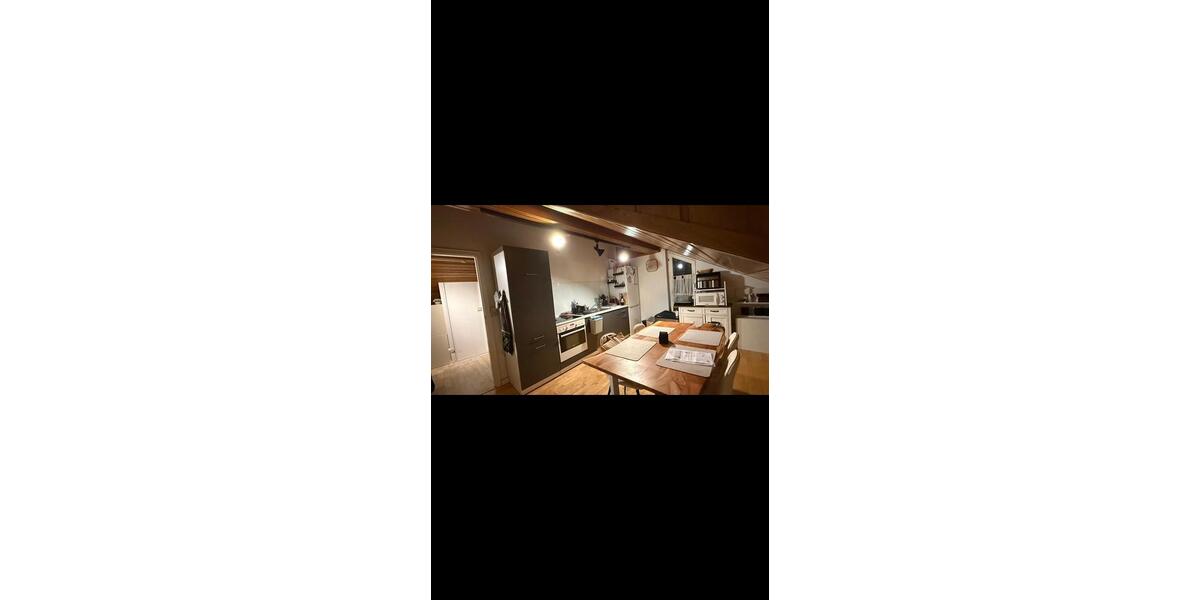 Dachgeschoßwohnung Frankfurt am Main Unterliederbach - 2 Zimmer, 73 m&sup2;, 870&euro; | Angebot:25923532