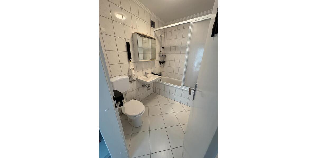 Etagenwohnung Frankfurt am Main Mitte-Nord - 2 Zimmer, 68 m&sup2;, 1.270&euro; | Angebot:24679166