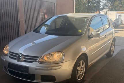 VW Golf 139.900 km 3.600 &euro; FRANKFURT 65933