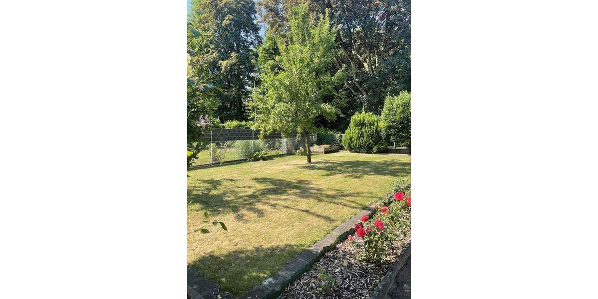 Doppelhaushälfte Frankfurt Harheim - 7 Zimmer, 170 m&sup2;, 600.000&euro; | Angebot:25820766