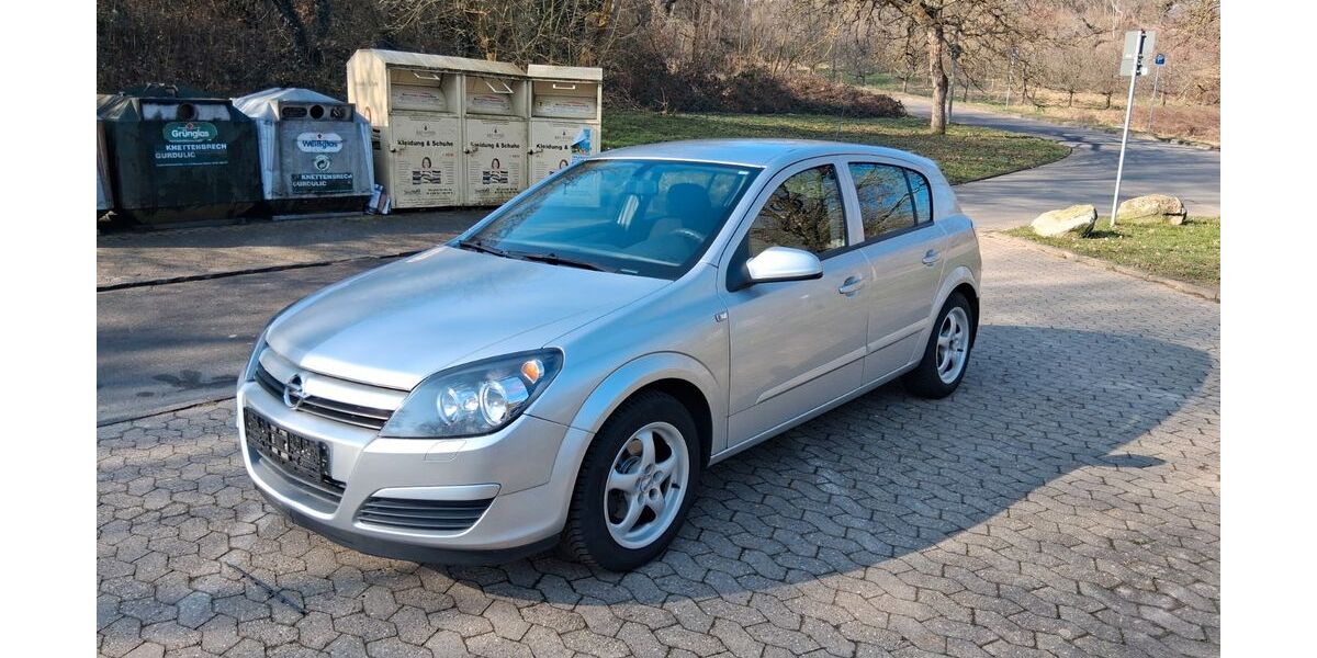 Opel Astra 157.000 km 5.300 &euro; Bad Soden 65812