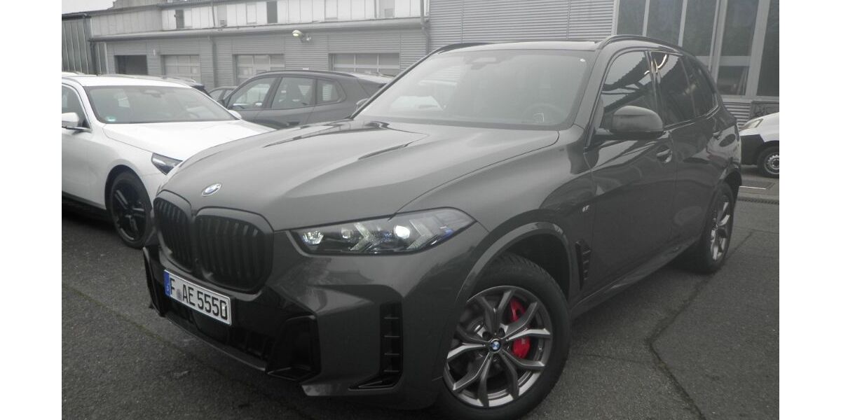 BMW X5 7.443 km 117.699 &euro; Frankfurt am Main 60435