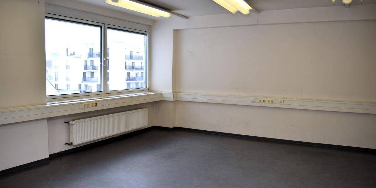 Gewerbeobjekt Frankfurt am Main Gallus - 6 Zimmer, 180 m&sup2;, 2.350&euro; | Angebot:25689508