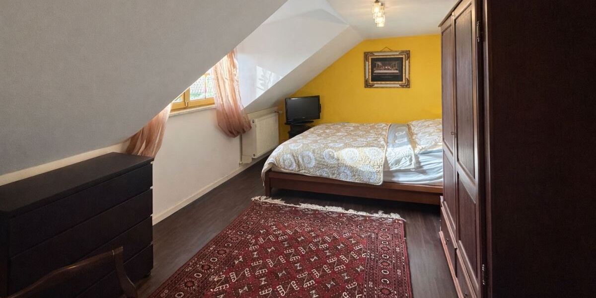 Frankfurt-Griesheim: Große Doppelhaushälfte in gesuchter Lage! - Doppelhaushälfte Frankfurt am Main West | Angebot:25305384