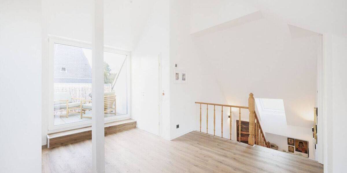 Mehrfamilienhaus, Wohnhaus Frankfurt am Main Seckbach - 6 Zimmer, 242 m&sup2;, 1.100.000&euro; | Angebot:26139136