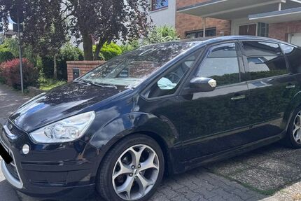 Ford S-Max 228.516 km 4.900 &euro; Bad Homburg 61350
