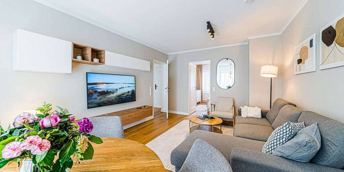 Etagenwohnung Frankfurt am Main Ostend - 3 Zimmer, 61 m&sup2;, 2.150&euro; | Angebot:26064214