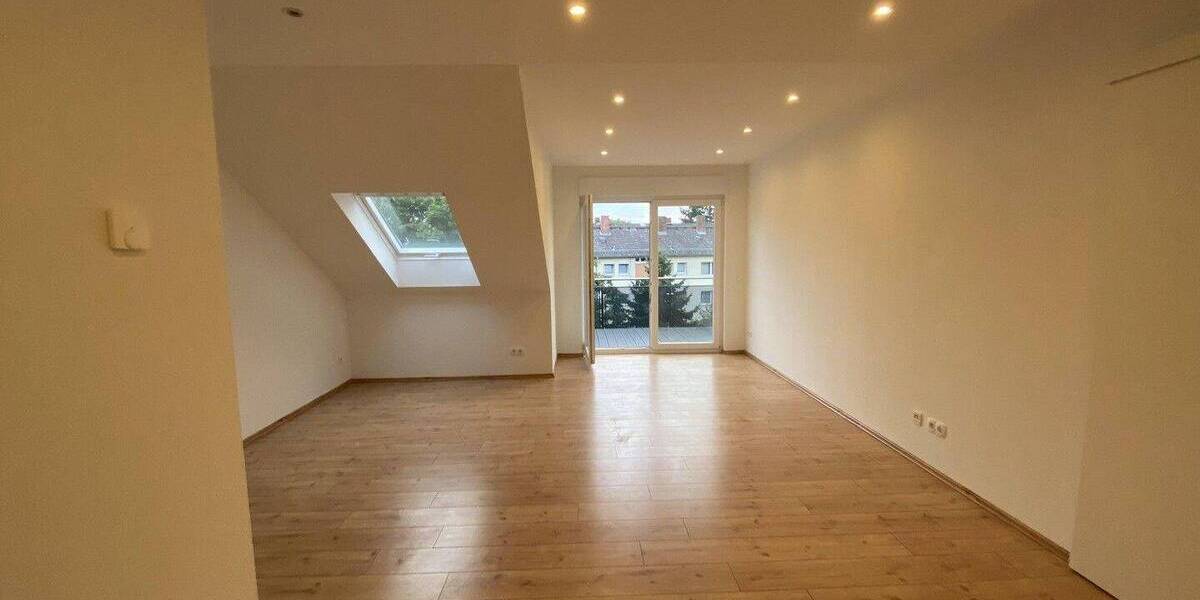 Etagenwohnung Frankfurt am Main Niederrad - 4 Zimmer, 133 m&sup2;, 2.000&euro; | Angebot:26819957