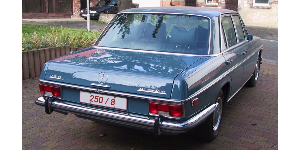 Mercedes-Benz 250 22.310 km 17.500 &euro; Bad Vilbel 61118