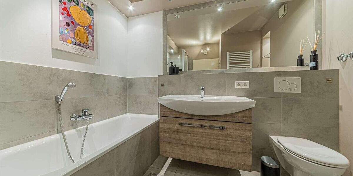 Etagenwohnung Frankfurt am Main Westend-Süd - 3 Zimmer, 82 m&sup2;, 3.140&euro; | Angebot:25727278