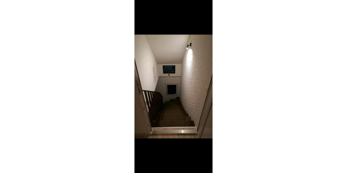 Dachgeschoßwohnung Erzhausen - 3 Zimmer, 68 m&sup2;, 850&euro; | Angebot:25262792