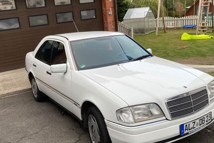 Mercedes-Benz C 180 146.300 km 4.250 &euro; Molkenberg 63776