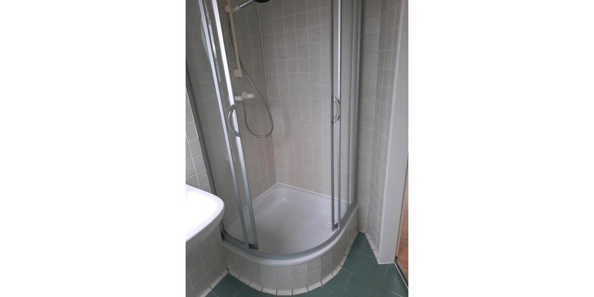 Dachgeschoßwohnung Frankfurt am Main Oberrad - 1 Zimmer, 42 m&sup2;, 950&euro; | Angebot:25968063