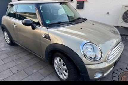 Mini ONE 172.000 km 3.700 &euro; Limeshain 63694