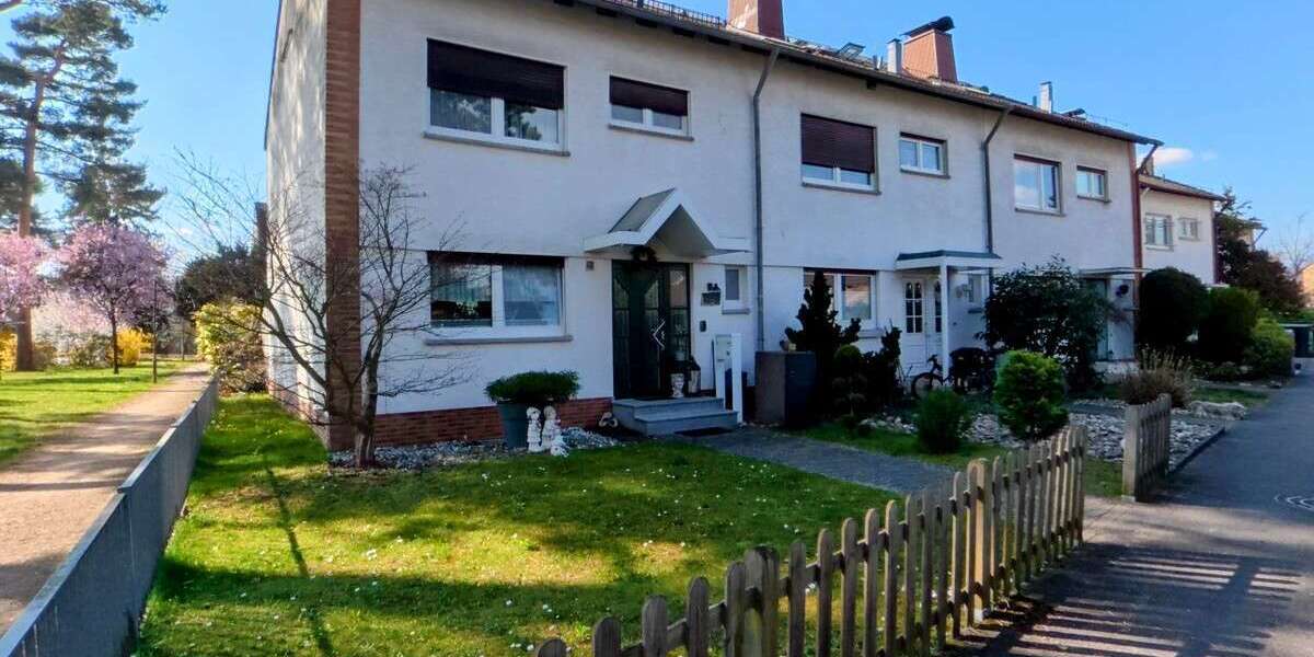 Einfamilienhaus Heusenstamm - 6 Zimmer, 132 m&sup2;, 585.000&euro; | Angebot:25987500