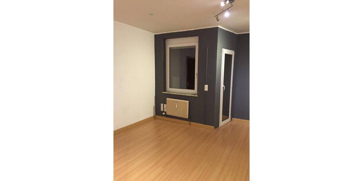 Etagenwohnung Frankfurt Ginnheim - 2 Zimmer, 57 m&sup2;, 1.100&euro; | Angebot:26820153