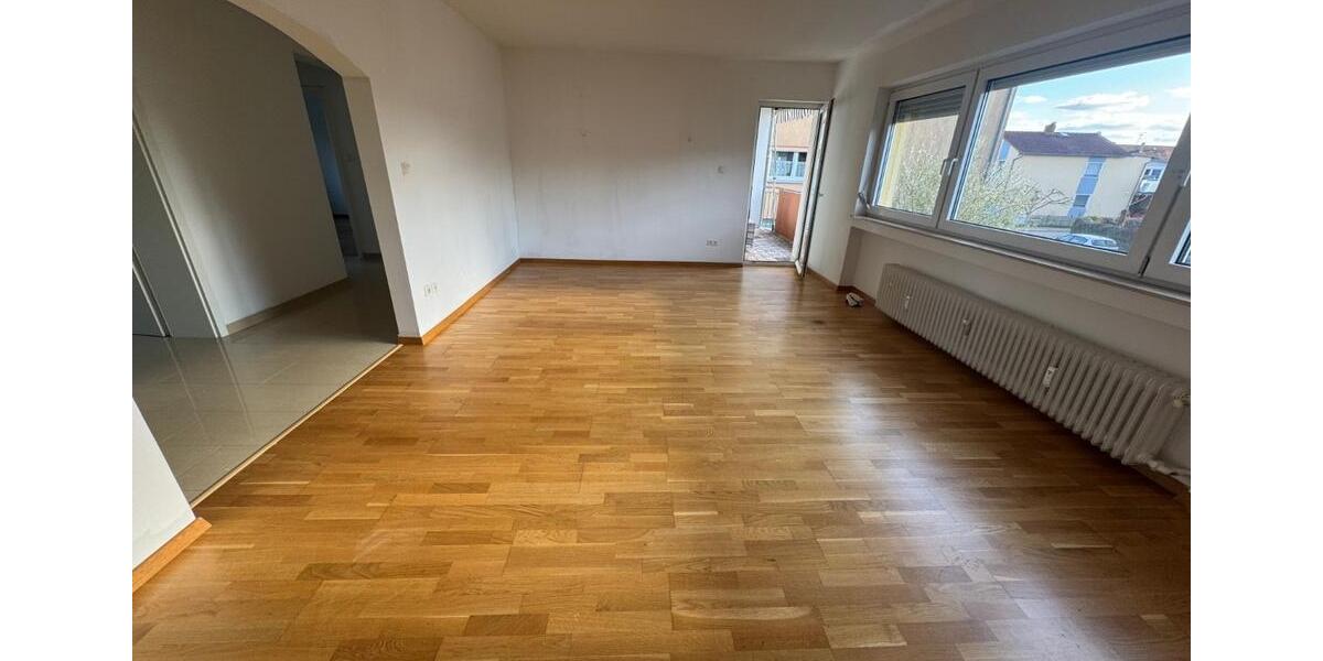 Etagenwohnung Altenstadt - 4 Zimmer, 100 m&sup2;, 1.000&euro; | Angebot:26001613