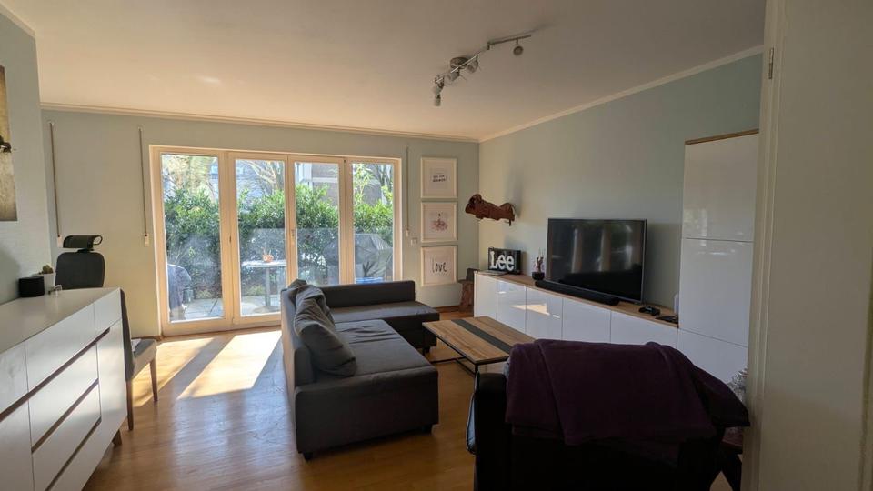 Erdgeschoßwohnung Frankfurt am Main Niederrad - 2.5 Zimmer, 74 m&sup2;, 1.550&euro; | Angebot:24870324