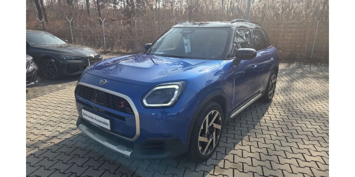 Mini Countryman S (Cooper) 7.909 km 39.133 &euro; Rödermark 63322